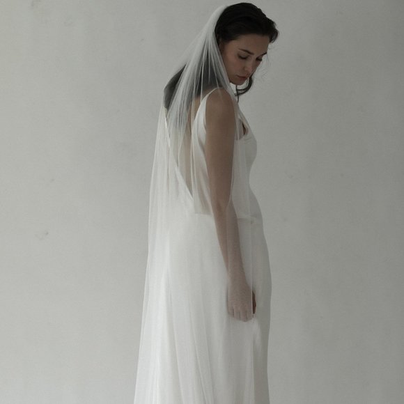 A.B. Ellie Raw Edge Veil Drop Length - Picture 1 of 12